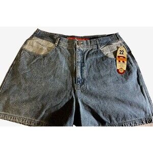 Revolt Ladies Vintage Medium Wash "Bareback" Shorts SIZE 22